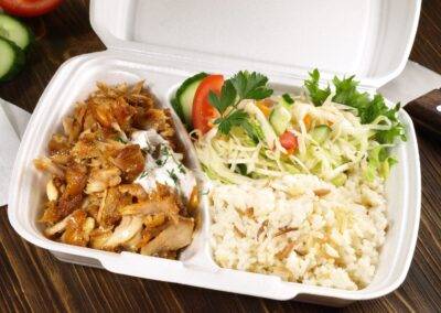 Box de kebab con ensalada para llevar